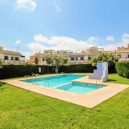 Amazing In W/ Outdoor Swimming Pool, Wifi And Outdoor Swimming Pool Apartamento Torrevieja